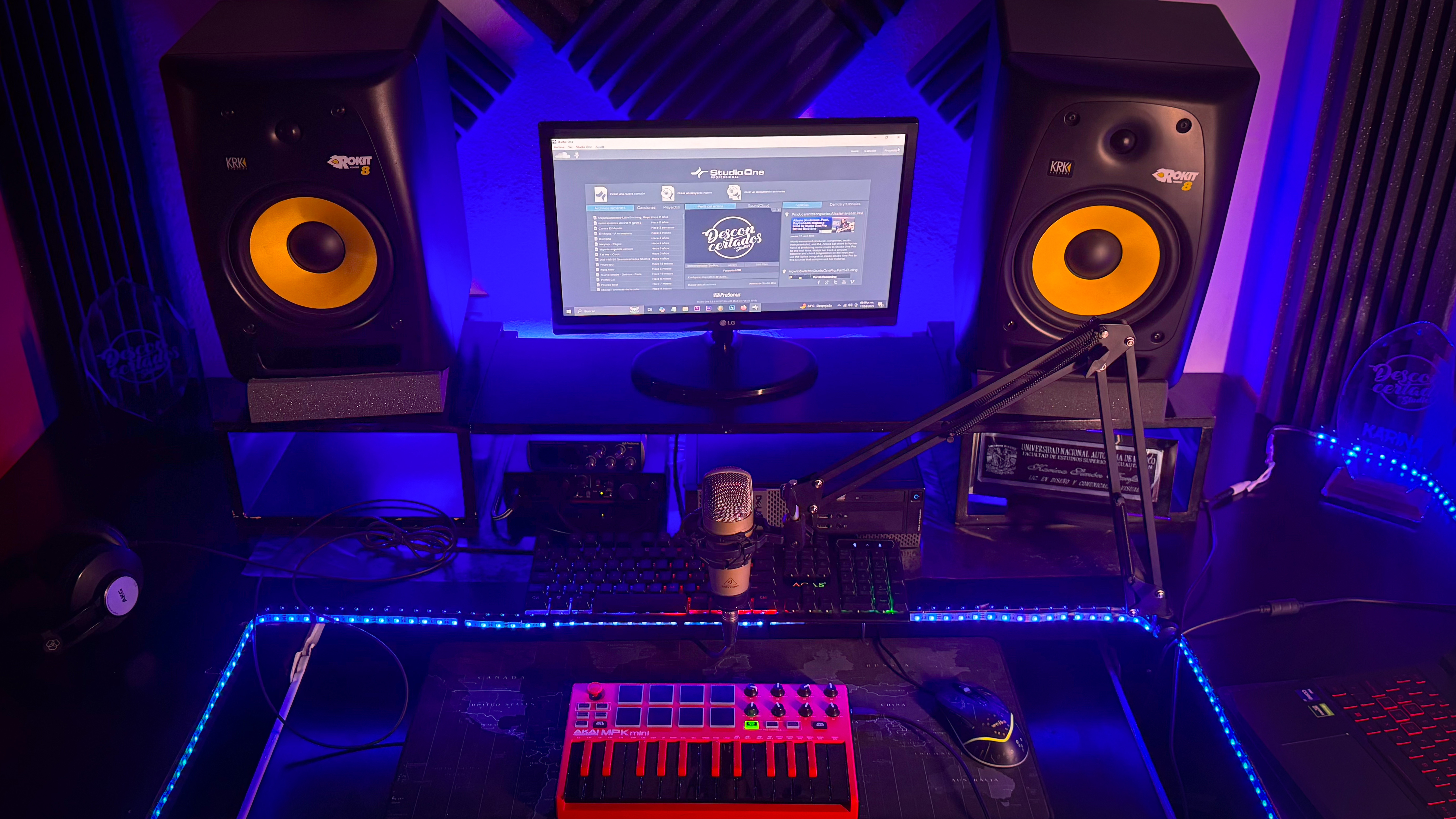 Estudio de grabación y producción musical para artistas de rap y reguetón